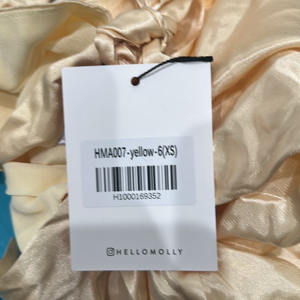 NWT HELLO MOLLY NIGHT IN CABANA SATIN mini DRESS YELLOW cross back tie sz 2 - Picture 9 of 10